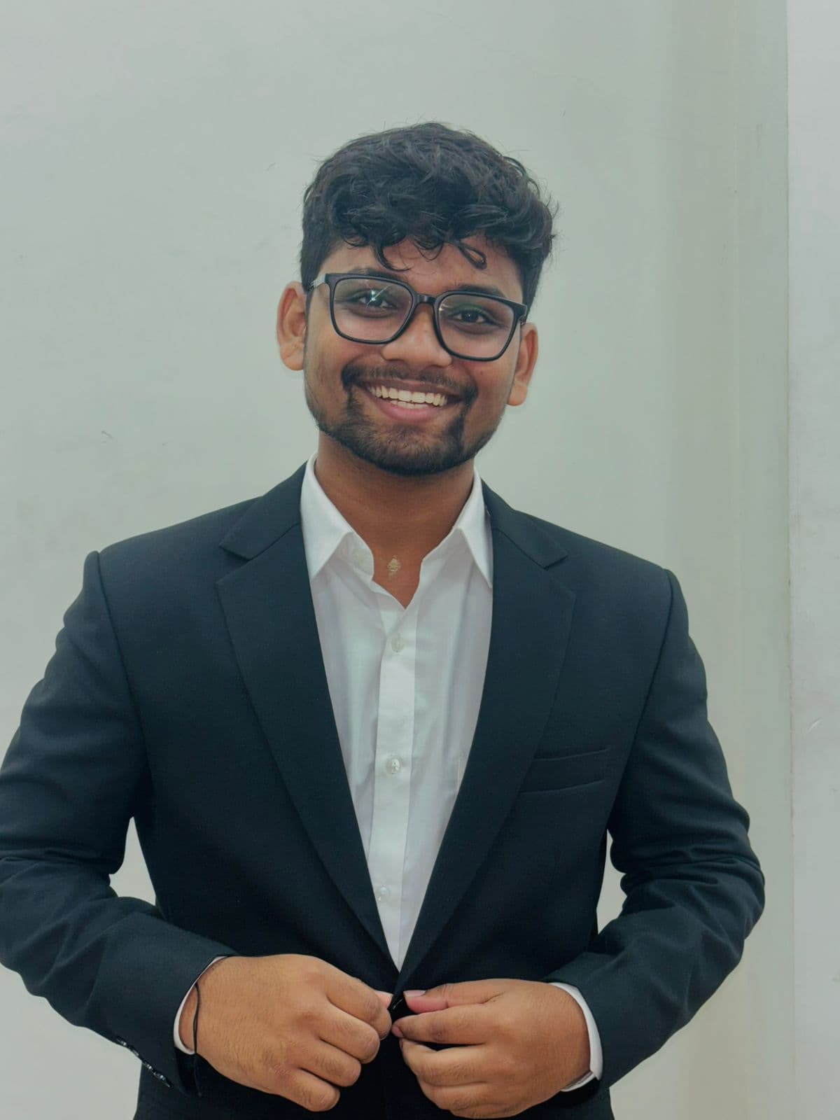Rtr. Vinayak S Ambat